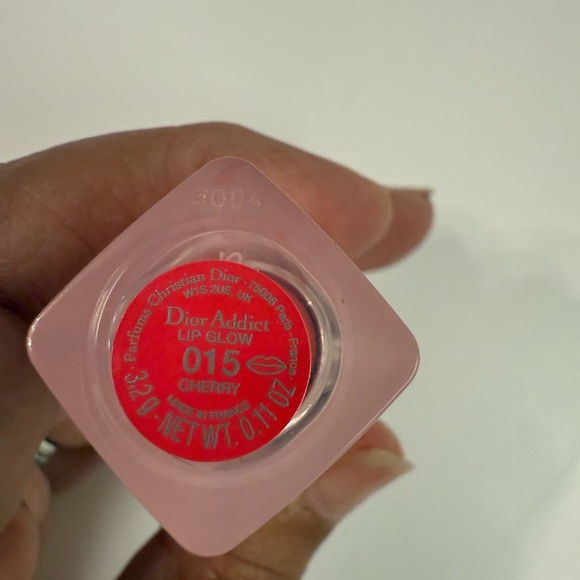 NWOT Addict Lip Glow Balm Cherri Color - Picture 3 of 4